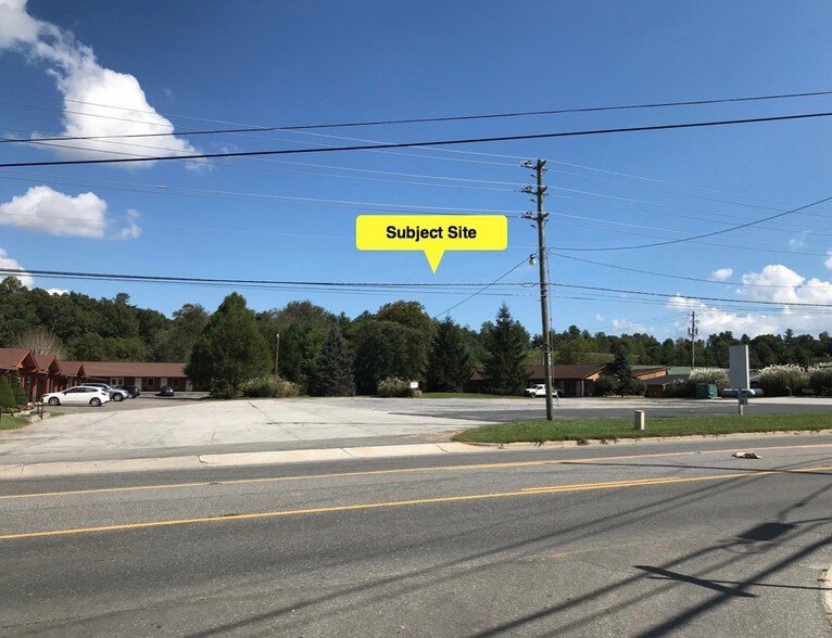 More Photos Of 11827 S 226 Hwy, Spruce Pine Hotel For Sale