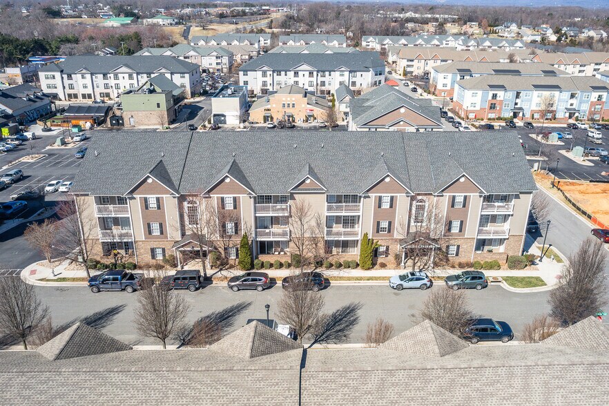 More Photos Of 301 Rotunda St, Lynchburg Apartments For Sale