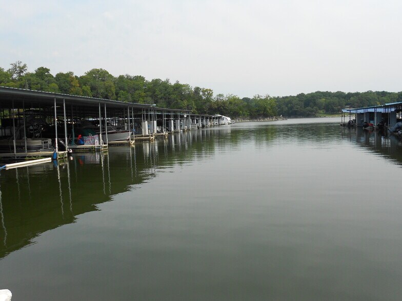 More Photos Of 234 Homestead Ln, Lancaster Marina For Sale