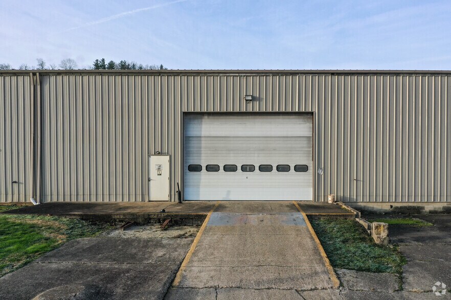 More Photos Of 210 13th St, Malta Manufacturing For Lease