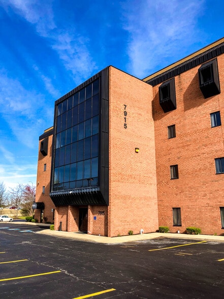 More Photos Of 7915 Malcolm Rd, Clinton Unknown For Lease