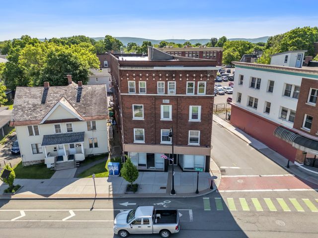 More Photos Of 3 Orchard St, Pittsfield Apartments For Lease