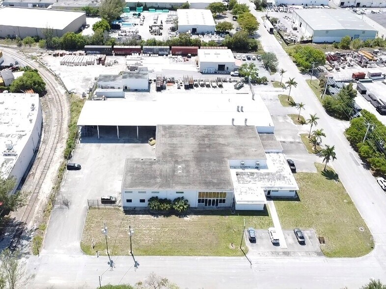 Primary Photo Of 1649 Avenue L, Riviera Beach Warehouse For Sale