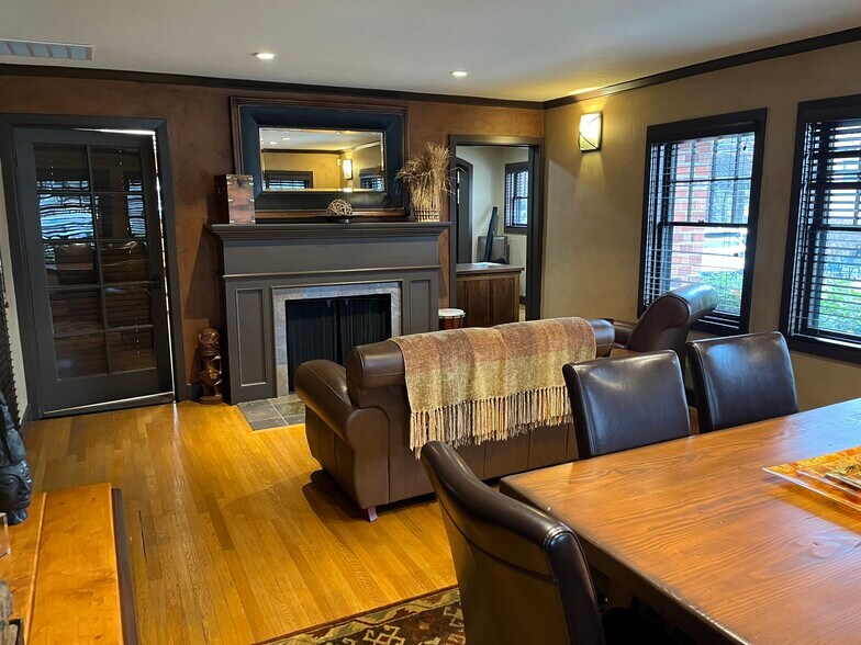 More Photos Of 725 NW Broadway St, Bend Office For Lease