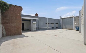 More Photos Of 13019 180th St, Jamaica Manufacturing For Lease