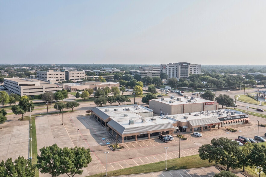 More Photos Of 4010 W 15th St, Plano Unknown For Lease