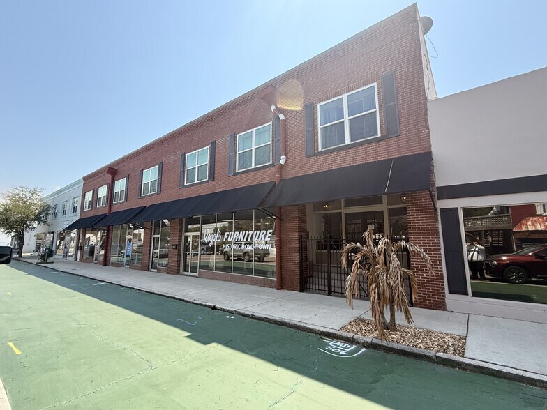 More Photos Of 21 Main St, Titusville General Retail For Sale