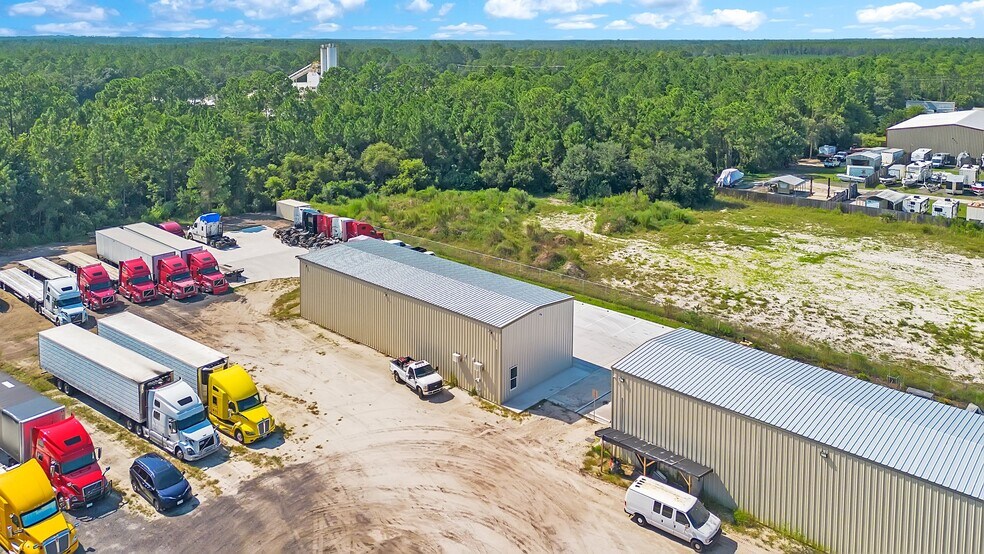 More Photos Of 3295 Steel Rail Dr, Bunnell Warehouse For Lease