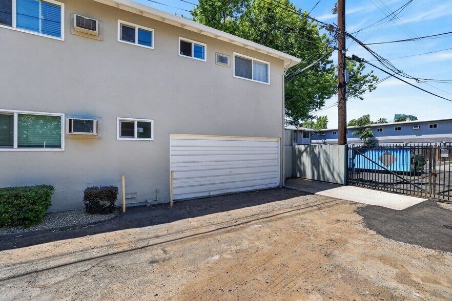 More Photos Of 616 17th St, Sacramento Apartments For Sale