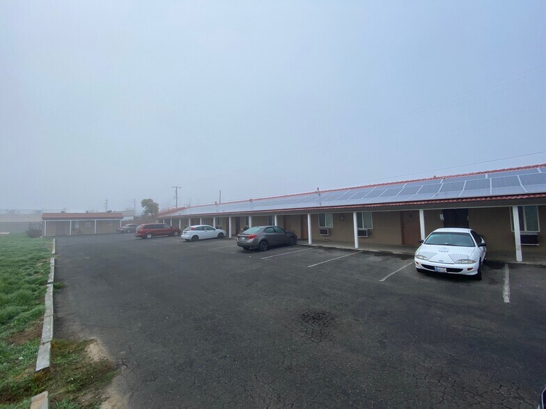 More Photos Of 3901 S Chester Ave, Bakersfield Hotel For Sale