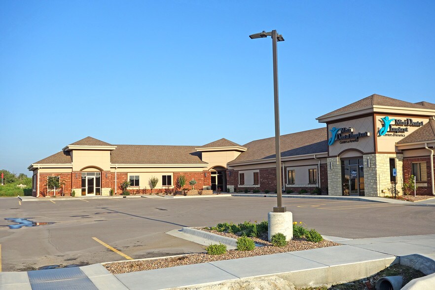 Primary Photo Of 2134 N Garnett St, Wichita Medical For Lease