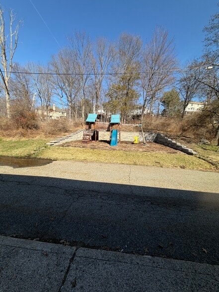 More Photos Of 580 Ratzer Rd, Wayne Schools For Lease