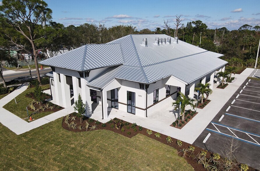 Primary Photo Of 5595 SE Grouper, Stuart Medical For Lease