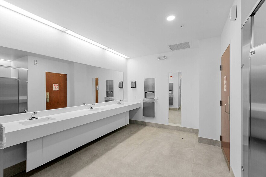 More Photos Of 3101 Sessions Rd, Tallahassee Office For Lease