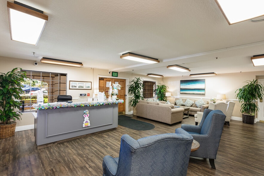 More Photos Of 18700 Florida St, Huntington Beach Apartments For Sale