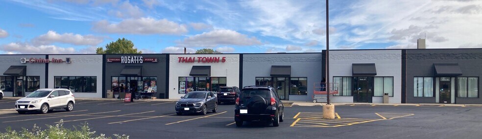 More Photos Of 610-630 Plaza Dr, Sycamore Storefront For Lease