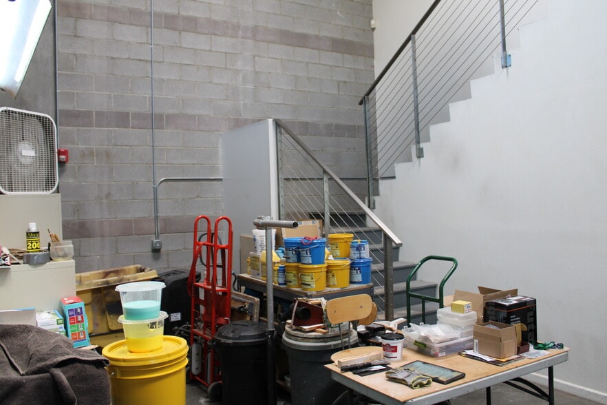 More Photos Of 4081 Silvestri Ln, Las Vegas Office For Sale