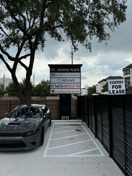 More Photos Of 5712 Val Verde St, Houston Loft Creative Space For Sale