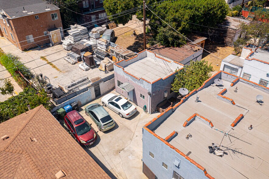 More Photos Of 2211 S Bronson Ave, Los Angeles Apartments For Sale