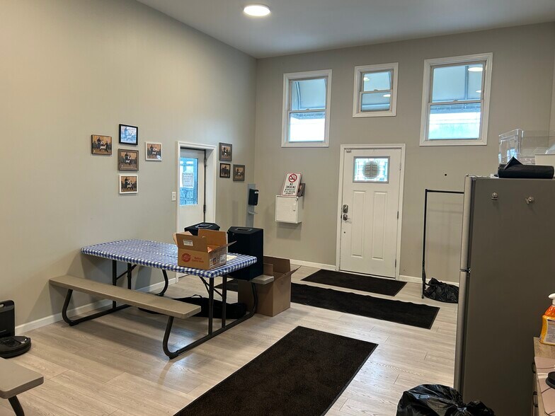 More Photos Of 8977 Williamsport Pike, Falling Waters Warehouse For Sale