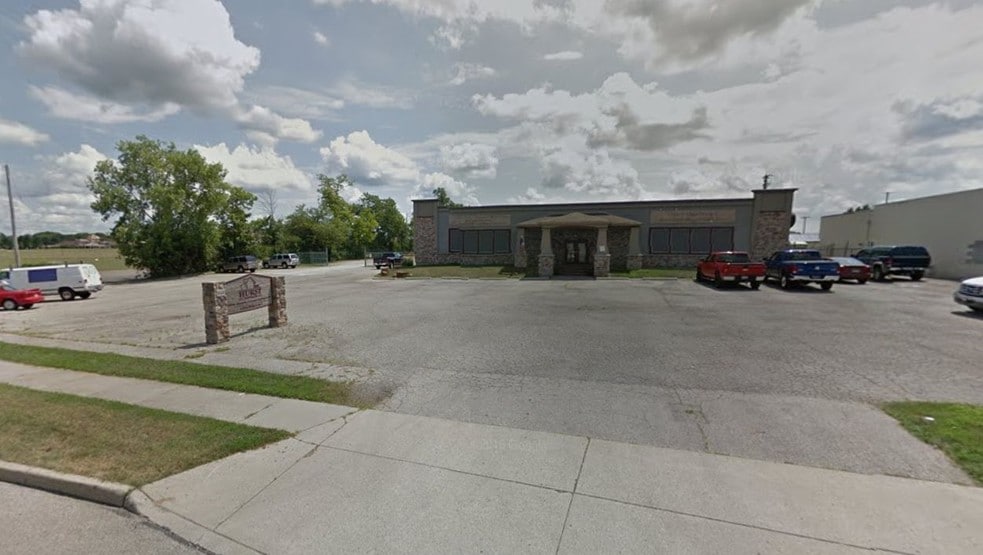 More Photos Of 948 E Franklin St, Dayton Office For Lease