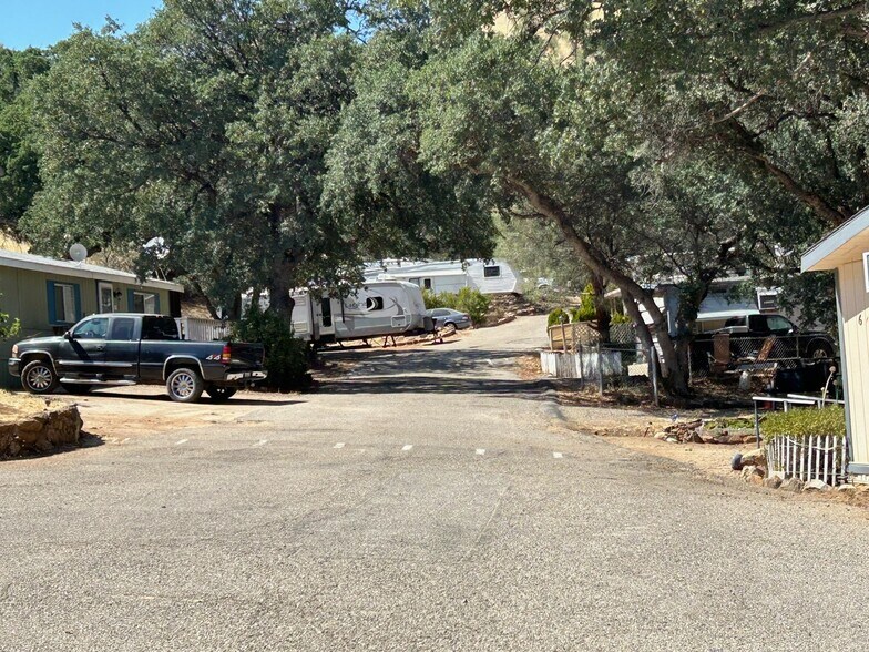 More Photos Of 1042 Evans Rd, Wofford Heights Manufactured Housing Mobile Home Park For Sale