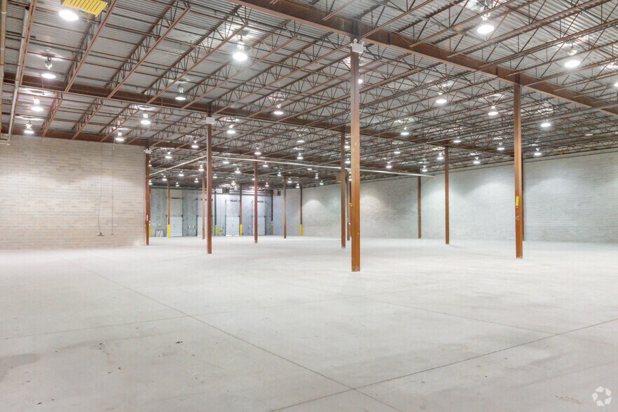 More Photos Of 1170 Birchmount Rd, Toronto Unknown For Lease