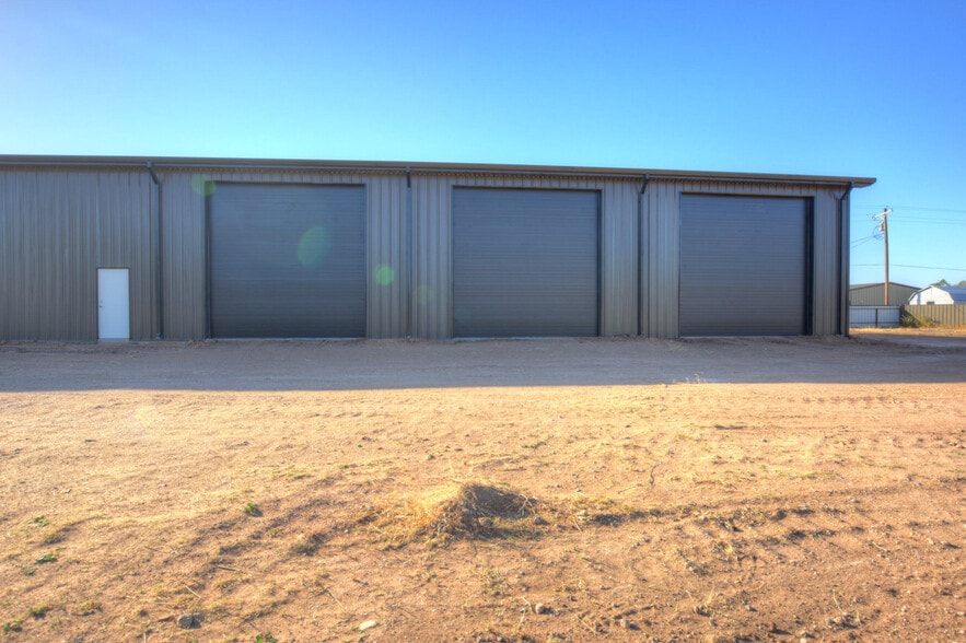 More Photos Of 1603 128th St, Lubbock Light Distribution For Sale