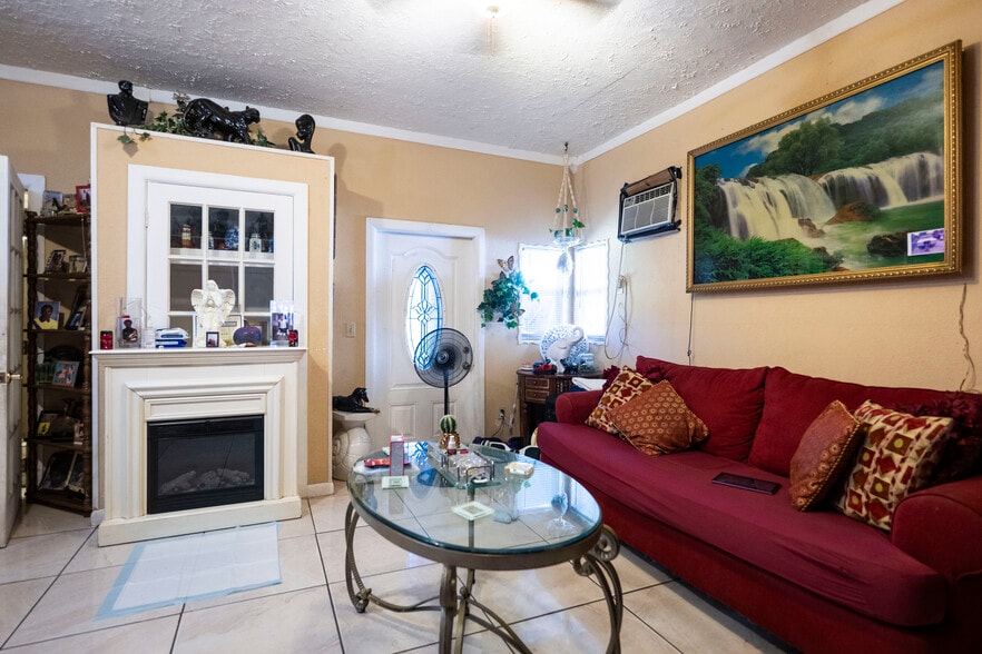 More Photos Of 433 Se Lake St, Stuart Apartments For Sale