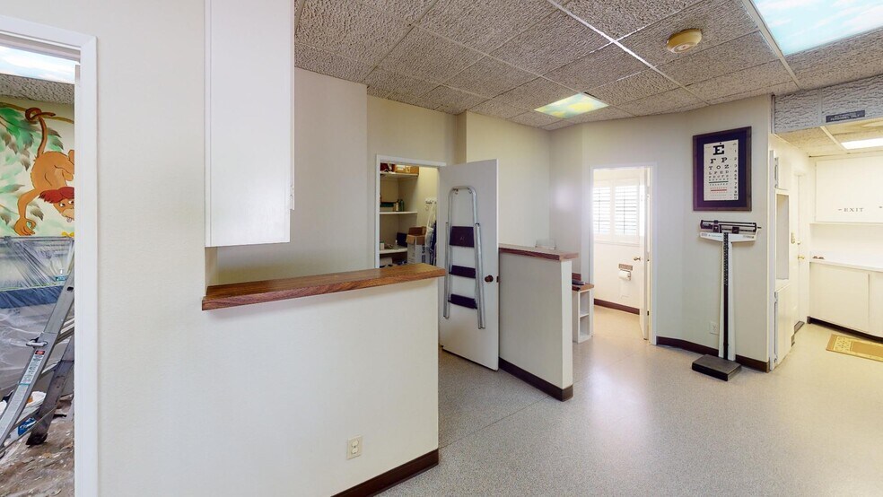 More Photos Of 1203 Second St, Coronado Office For Lease