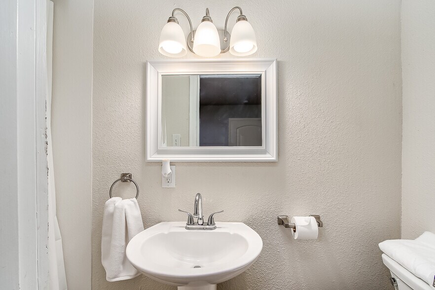 More Photos Of 600 Central Ave, Cheyenne Apartments For Sale