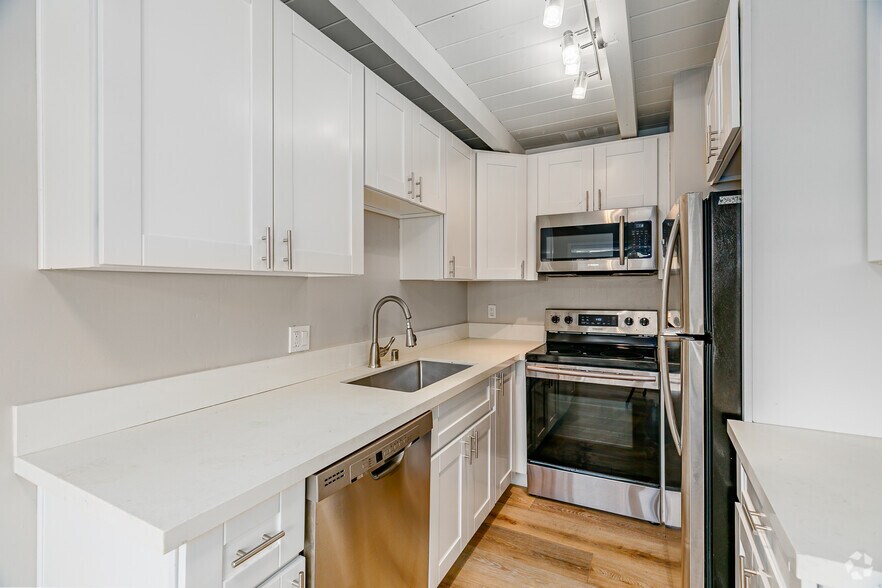 More Photos Of 5747 Lauretta St, San Diego Apartments For Sale