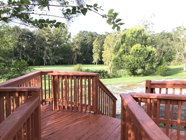 More Photos Of 12409 Curley St, San Antonio Loft Creative Space For Sale