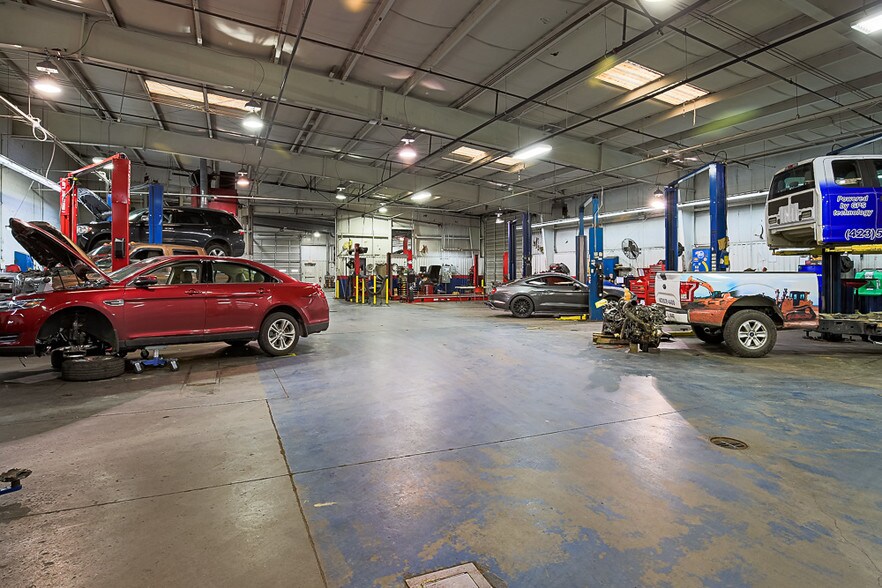 More Photos Of 207 Princeton Rd, Johnson City Auto Dealership For Sale