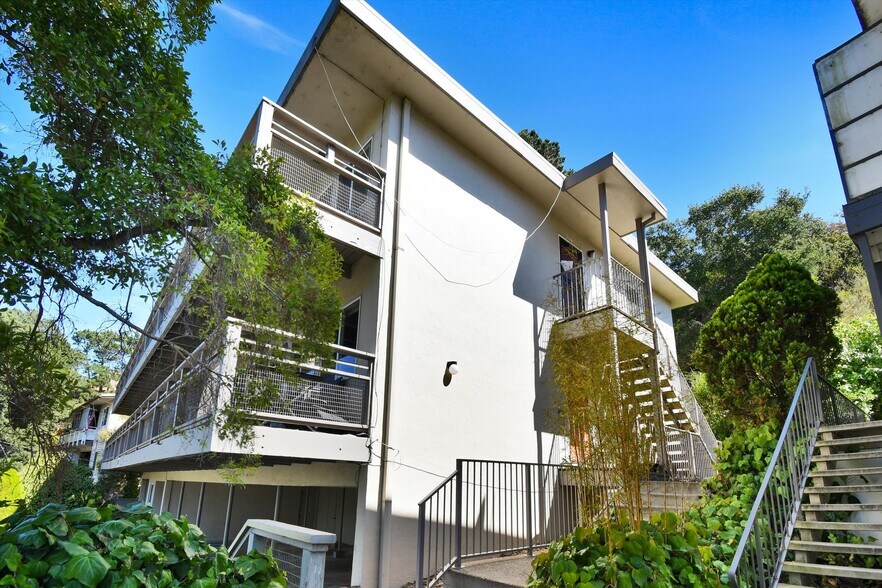 More Photos Of 17 Roque Moraes Ct, Mill Valley Apartments For Sale