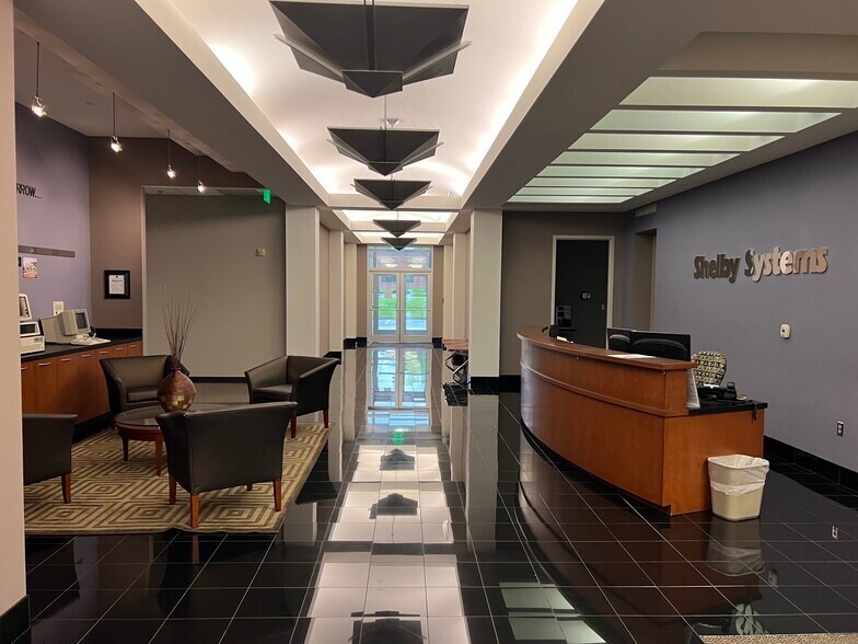 More Photos Of 7345 Goodlett Farms Pky, Cordova Office For Sale