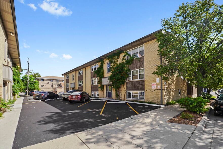 More Photos Of 1905-1913 Saint Charles Rd, Maywood Apartments For Sale