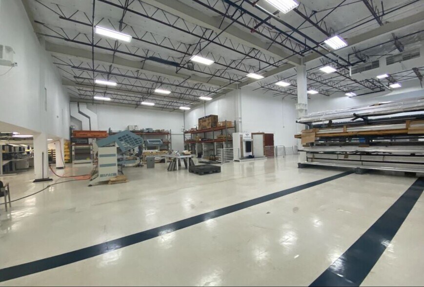 More Photos Of 1800 NW 69th Ave, Plantation Light Distribution For Lease