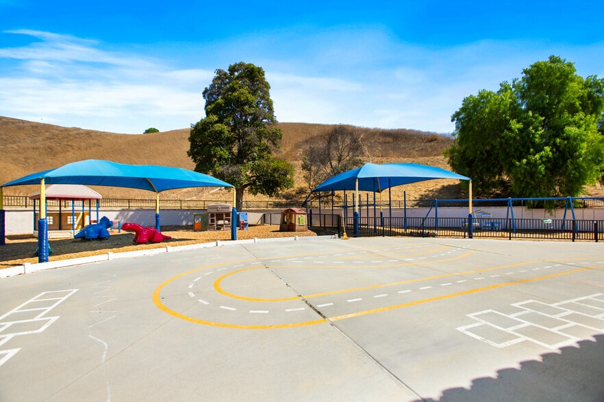 More Photos Of 2090 Chino Hills Pkwy, Chino Hills Schools For Lease
