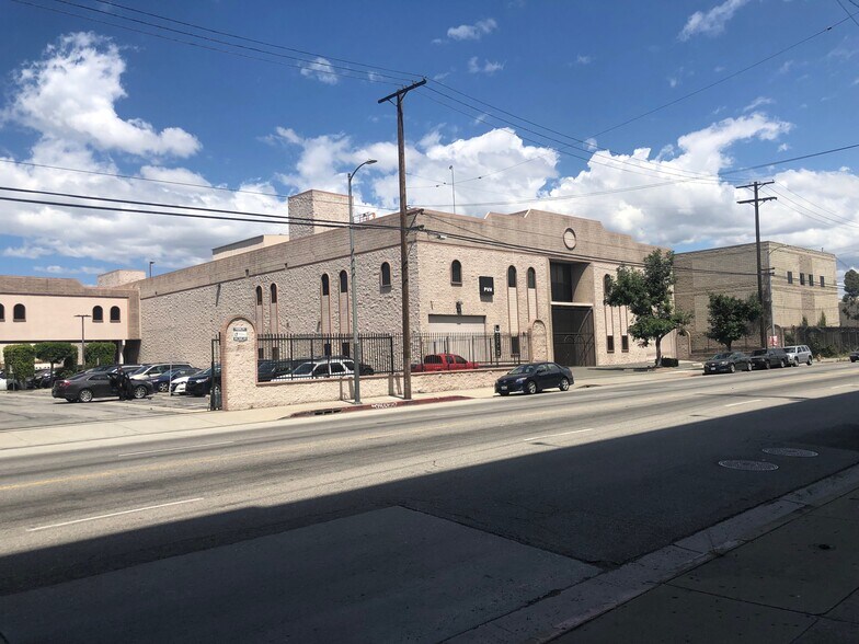 More Photos Of 1701-1735 S Santa Fe Ave, Los Angeles Unknown For Lease