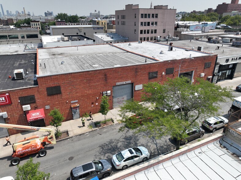 More Photos Of 253 48th St, Brooklyn Manufacturing For Lease