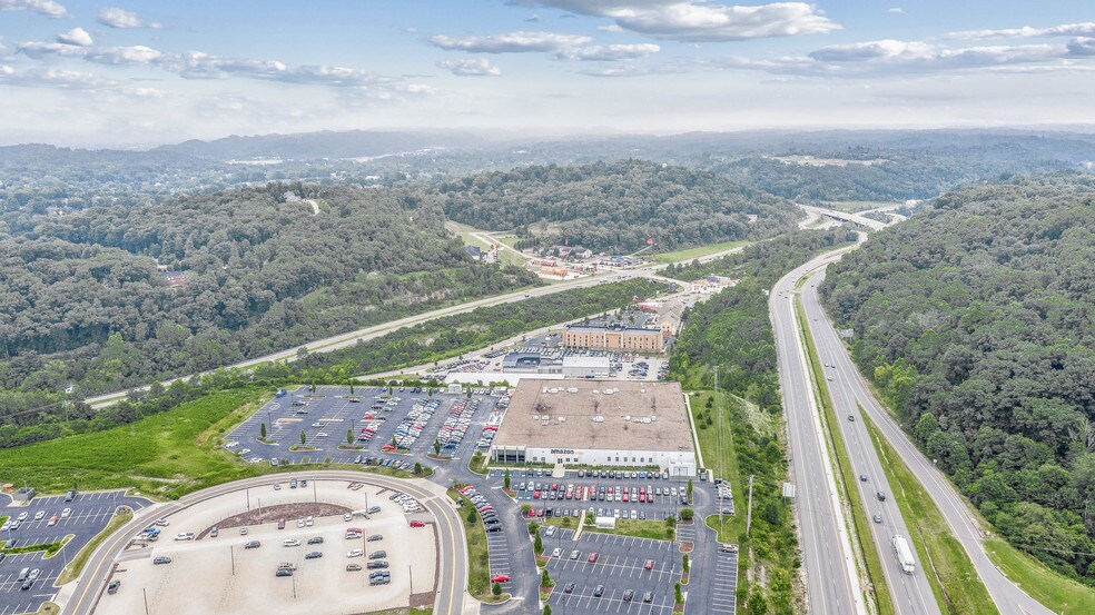 More Photos Of 500 Kinetic Dr, Huntington Office For Sale