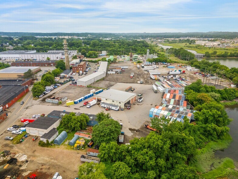 More Photos Of 56-58R Pulaski St, Peabody Land For Lease