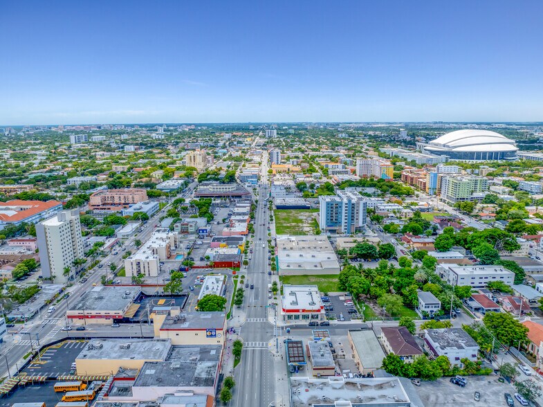 More Photos Of 999 W Flagler St, Miami Service Station For Lease