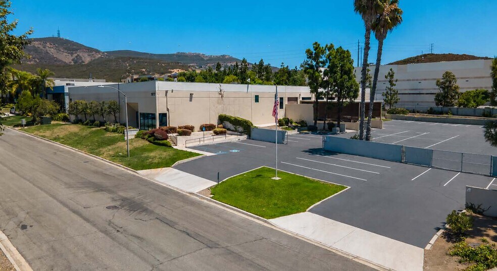 More Photos Of 1873 Diamond St, San Marcos Warehouse For Sale