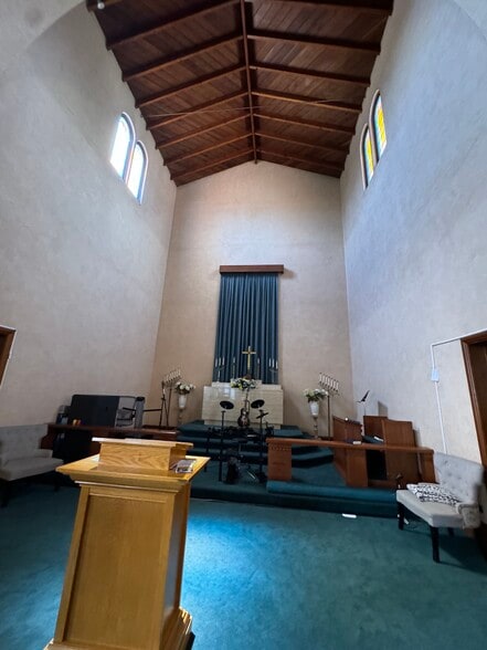 More Photos Of 2330 Prince St, Berkeley Schools For Sale