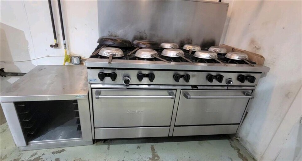 More Photos Of 13 Horseshoe Lake Rd, Kauneonga Lake Restaurant For Sale