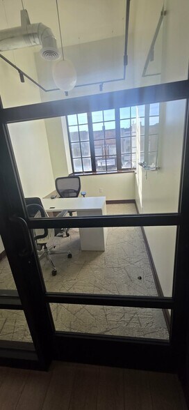 More Photos Of 201 S Broadway Ave, Albert Lea Loft Creative Space For Lease