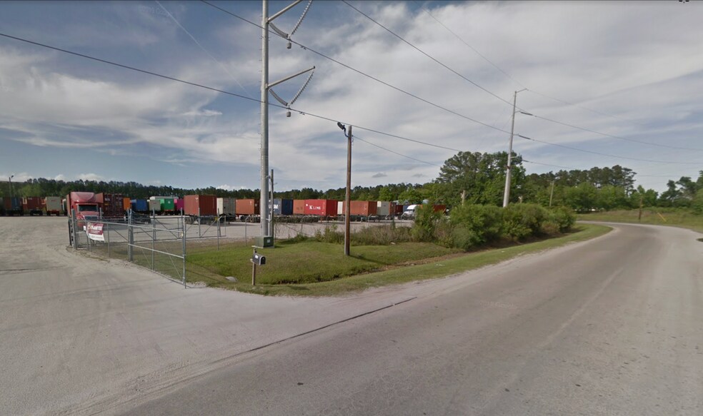 More Photos Of 6052 Commerce Ct, Garden City Land For Lease