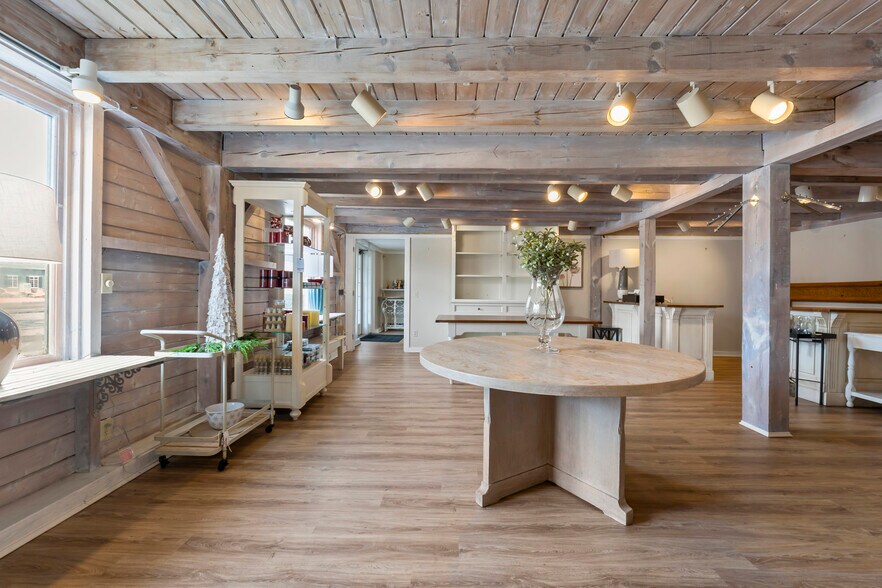 More Photos Of 2049 Post Rd, Wells Storefront Retail Office For Sale